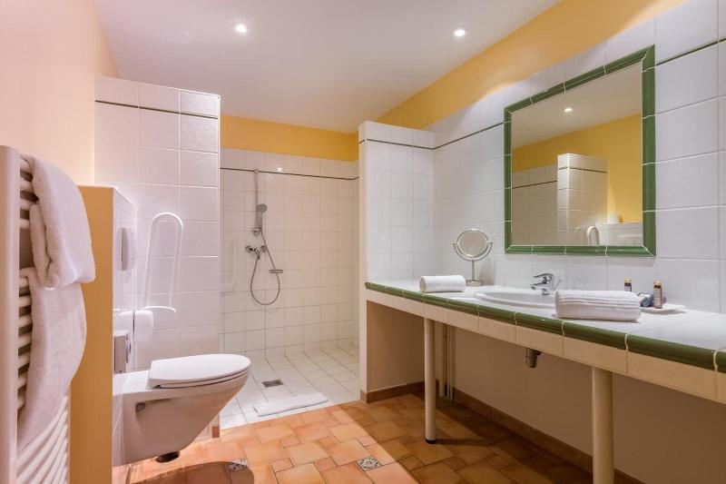 Hôtel le Clos image