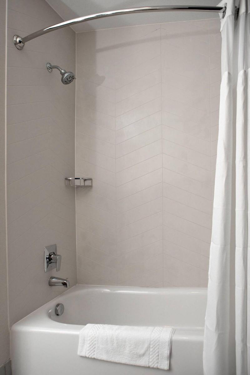 Fairfield Inn & Suites by Marriott Richmond Airpor image