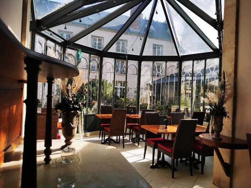 Hôtel des Prélats image