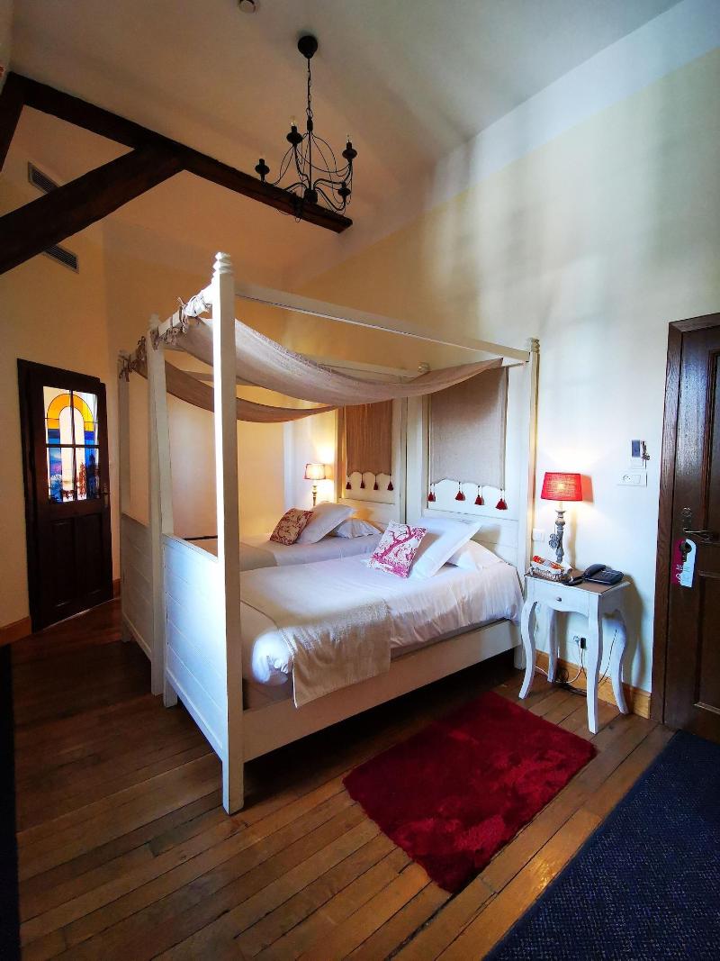 Hôtel des Prélats image