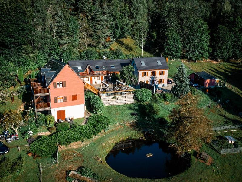 Domaine De Basil image