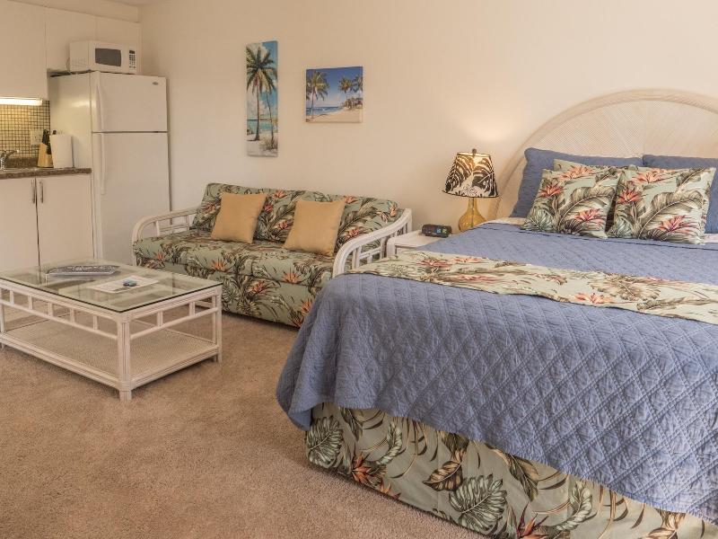Tropical Studios At Marine Surf Waikiki image