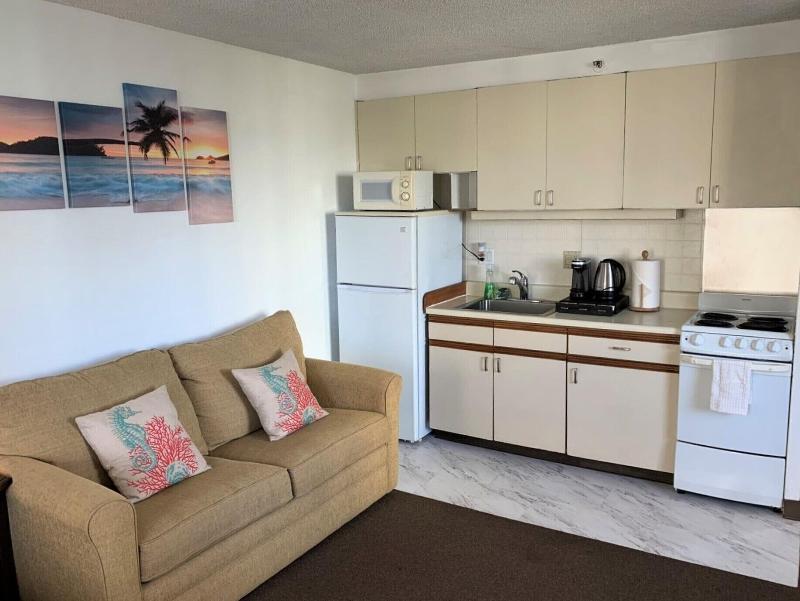 Tropical Studios At Marine Surf Waikiki image