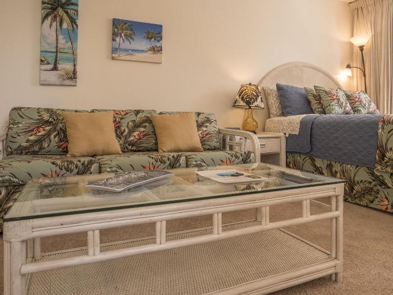 Tropical Studios At Marine Surf Waikiki image