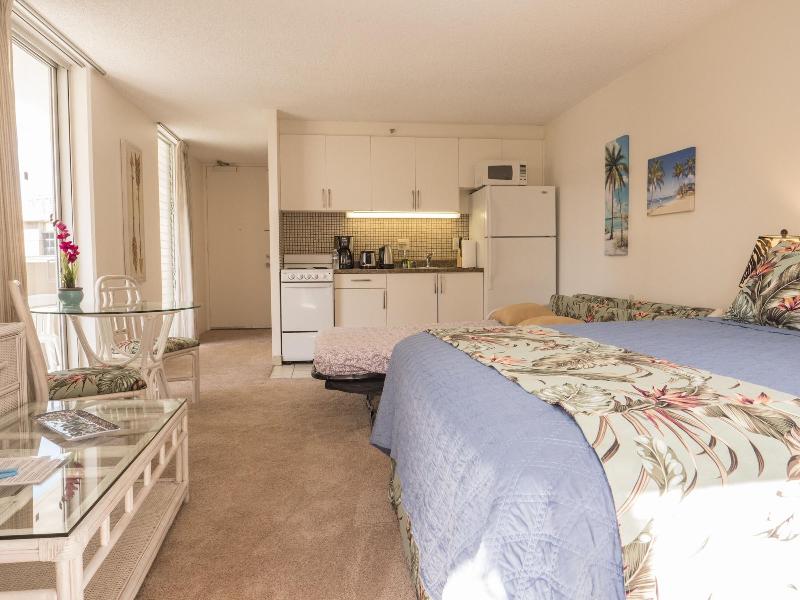 Tropical Studios At Marine Surf Waikiki image