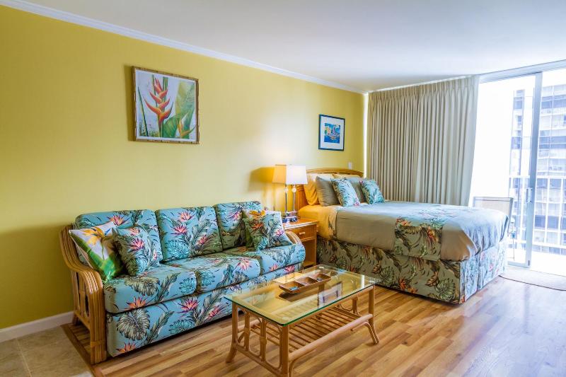 Tropical Studios At Marine Surf Waikiki image