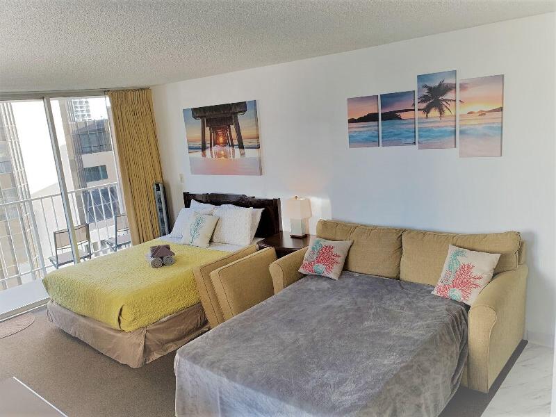 Tropical Studios At Marine Surf Waikiki image