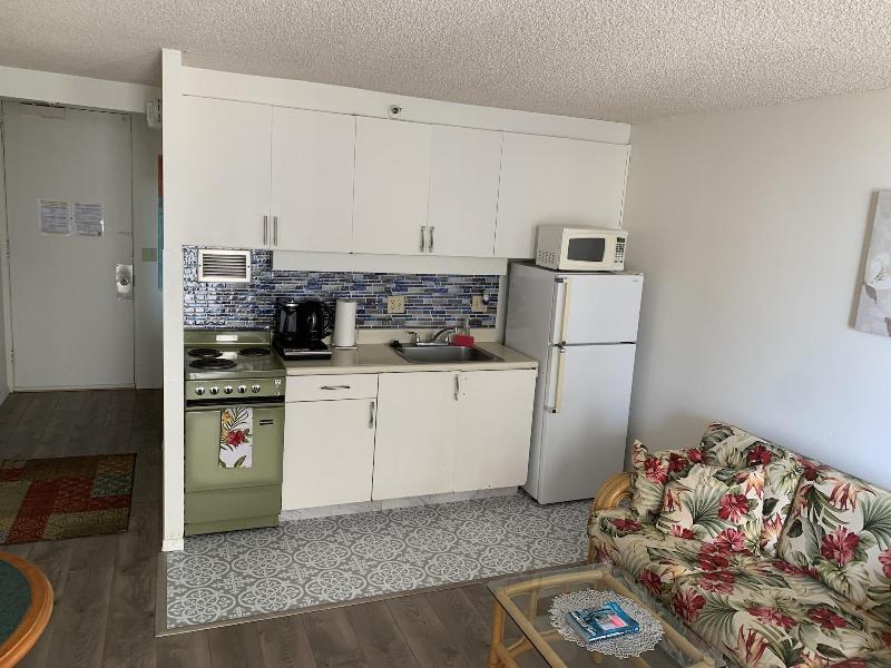 Tropical Studios At Marine Surf Waikiki image