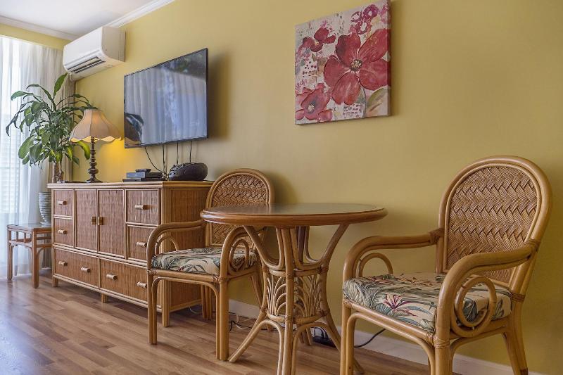 Tropical Studios At Marine Surf Waikiki image