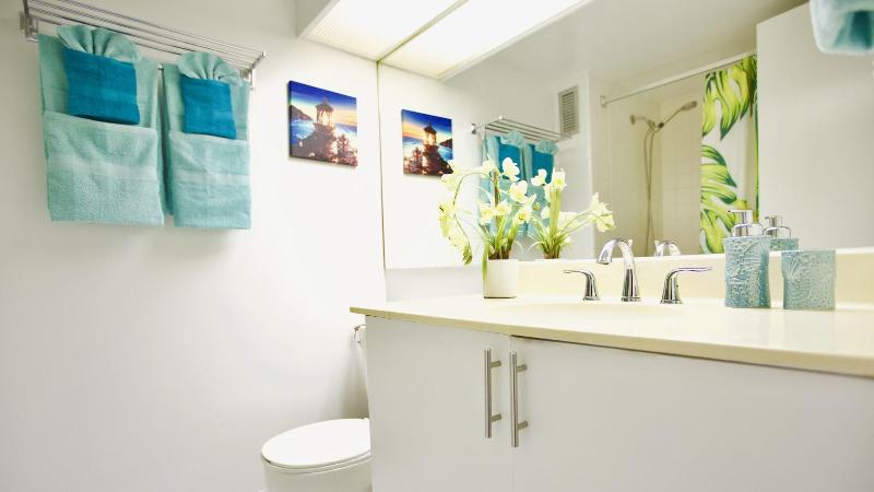 Tropical Studios At Marine Surf Waikiki image