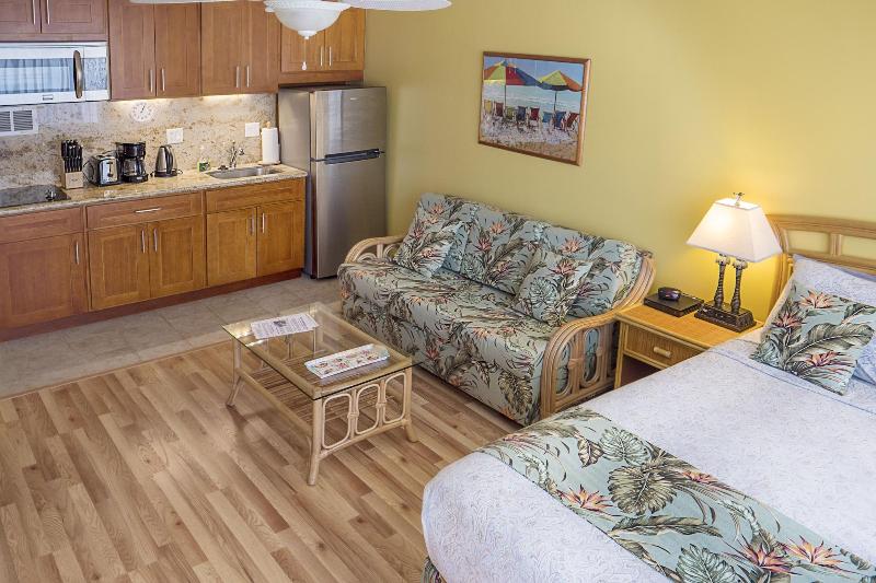 Tropical Studios At Marine Surf Waikiki image