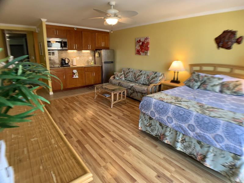 Tropical Studios At Marine Surf Waikiki image