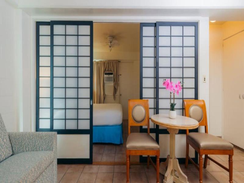 Waikiki Heritage Hotel image