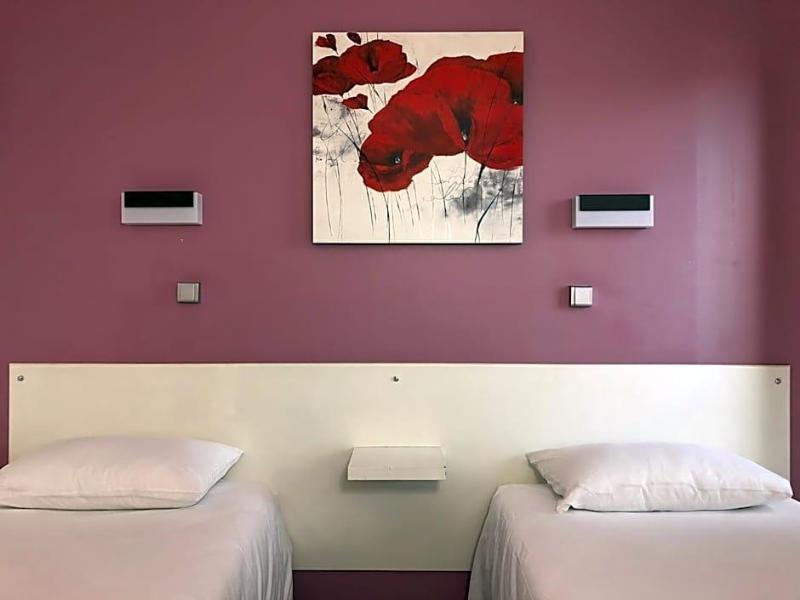 HALT HOTEL - Choisissez l'Hôtellerie Indépendant image