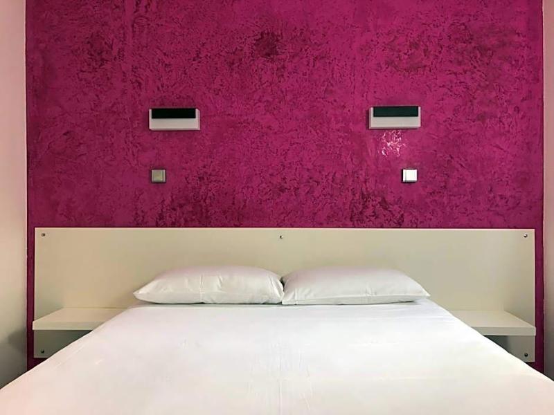 HALT HOTEL - Choisissez l'Hôtellerie Indépendant image