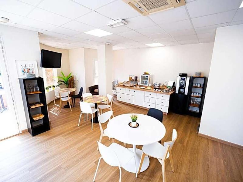 Hotel Grand Cap image
