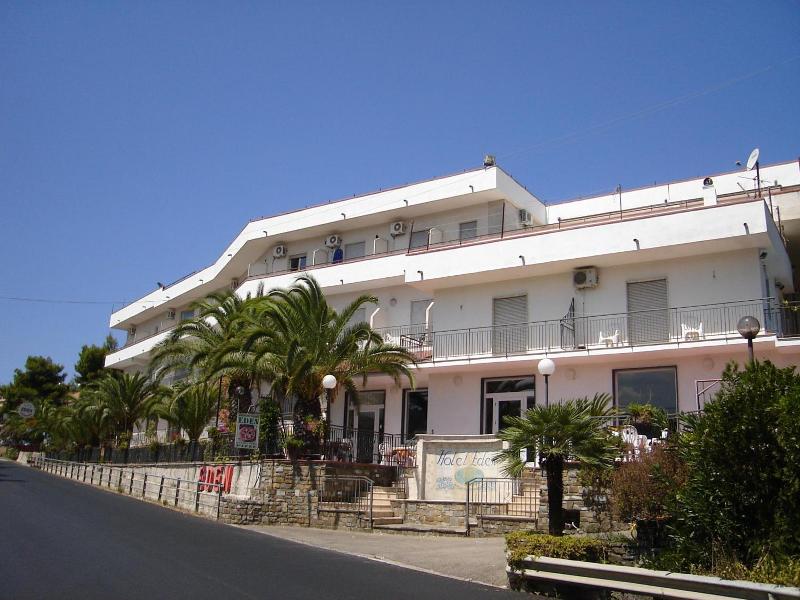 Hotel Eden image