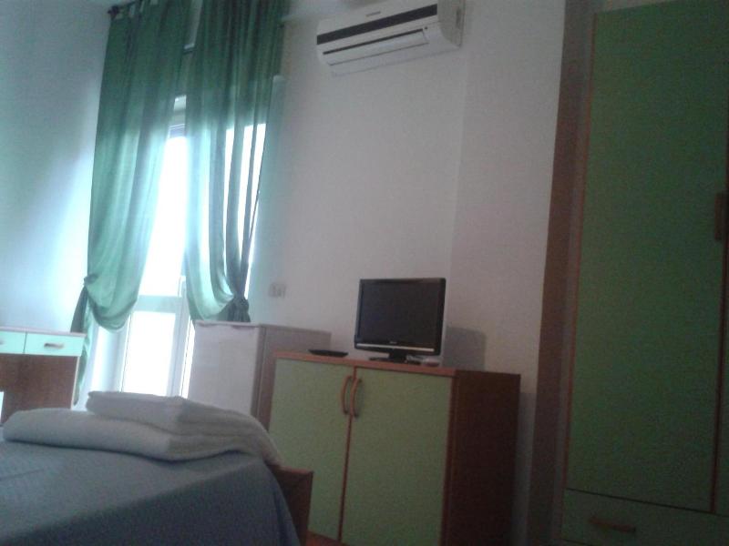 Hotel Eden image