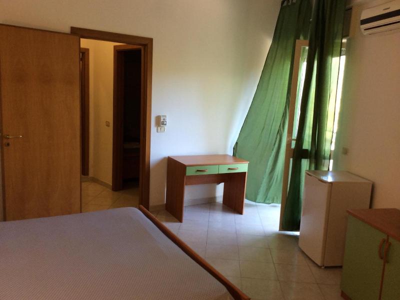 Hotel Eden image