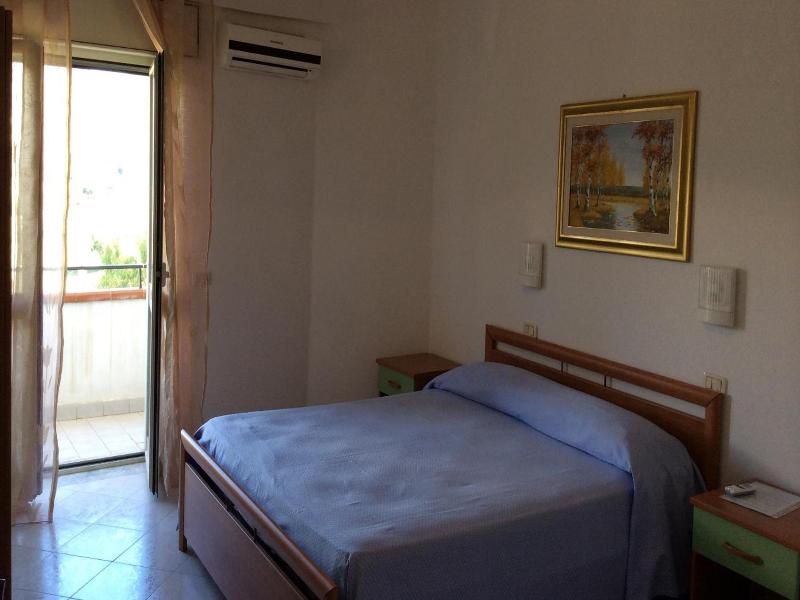 Hotel Eden image