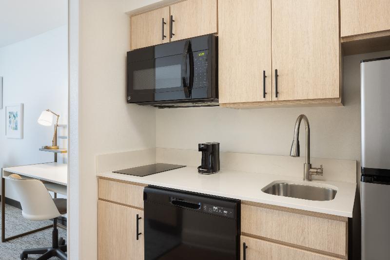 TownePlace Suites by Marriott Tampa Westshore/Airp image