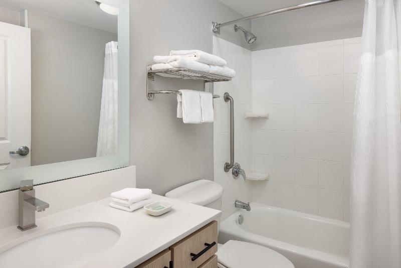 TownePlace Suites by Marriott Tampa Westshore/Airp image