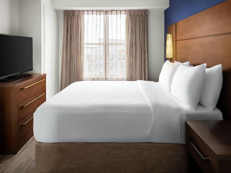 Residence Inn by Marriott Tampa Westshore/Airport image