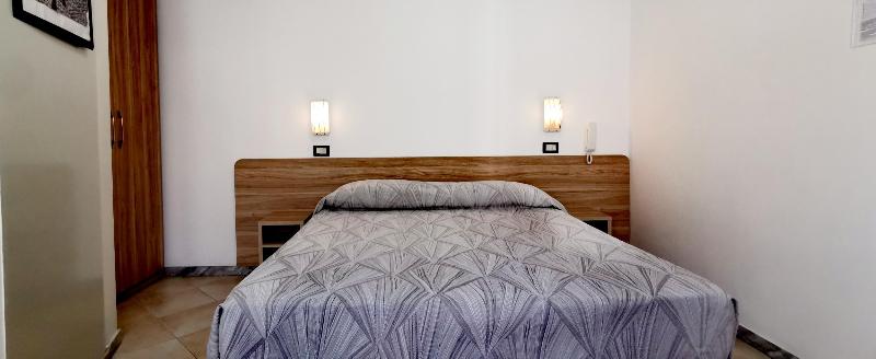 Bed room