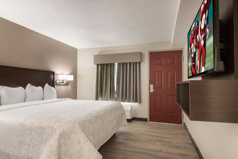 Downtown Erie Hotel image