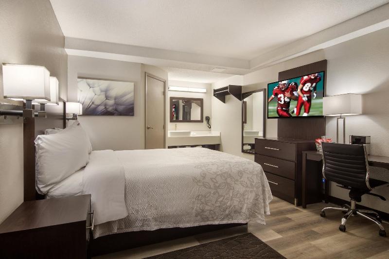 Downtown Erie Hotel image