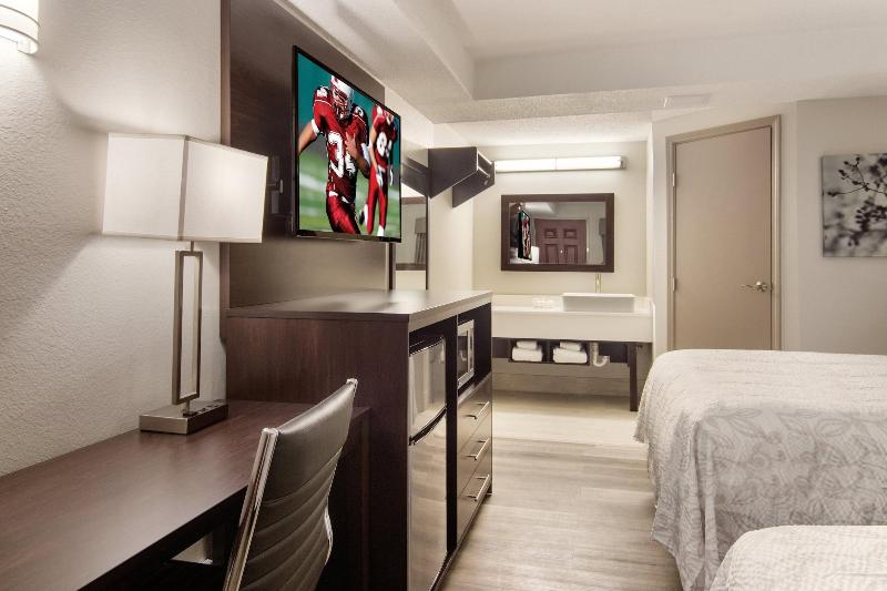 Downtown Erie Hotel image