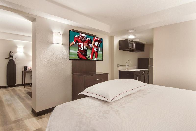 Downtown Erie Hotel image