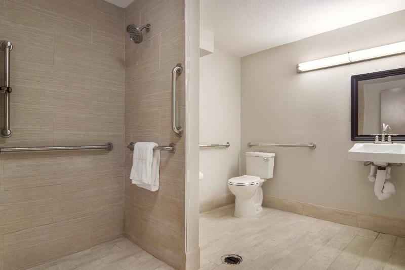 Downtown Erie Hotel image