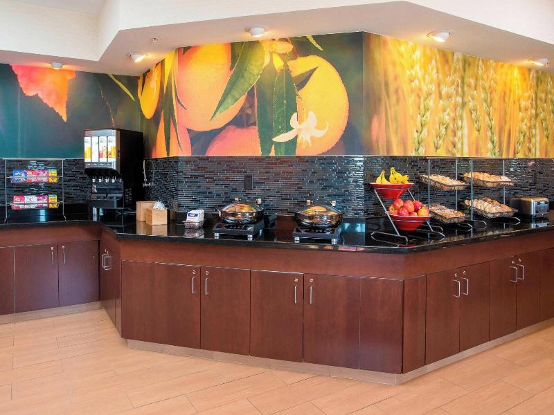 Fairfield Inn & Suites Peru