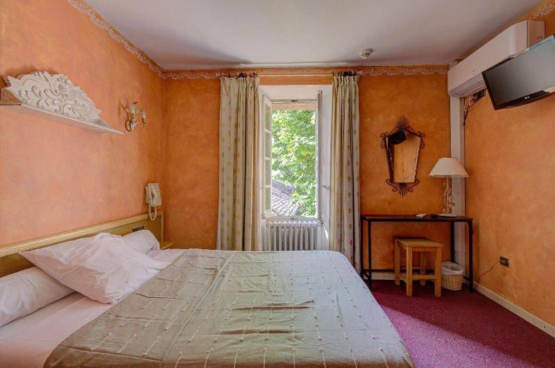 Hotel Saint Jean image