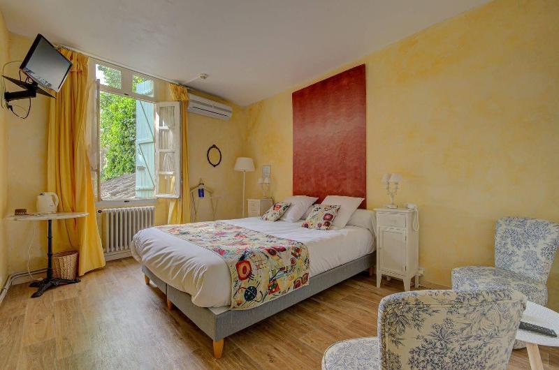 Hotel Saint Jean image
