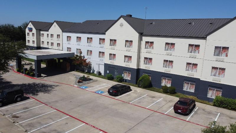 Fairfield Inn & Suites Fort Worth/Fossil Creek image