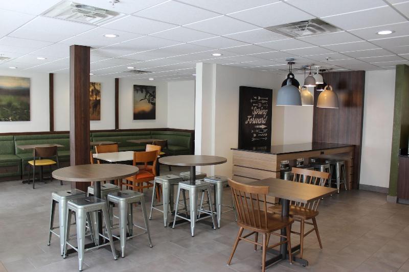 Fairfield Inn & Suites Fort Worth/Fossil Creek image