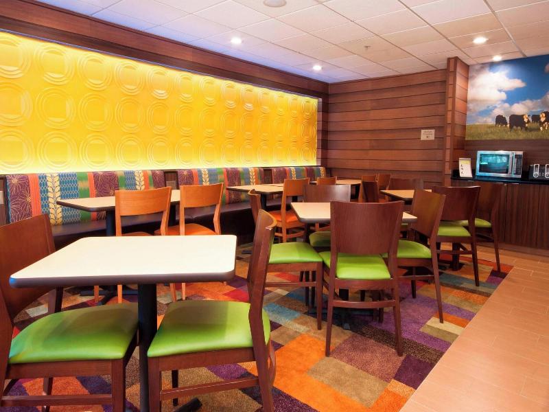 Fairfield Inn & Suites Fort Worth/Fossil Creek image