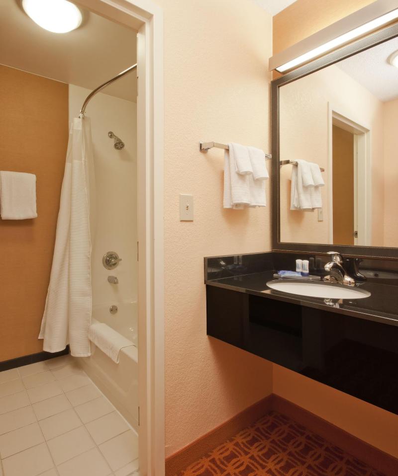 Fairfield Inn & Suites Fort Worth/Fossil Creek image