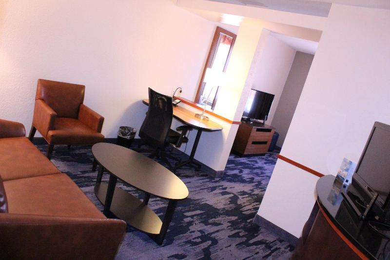 Fairfield Inn & Suites Fort Worth/Fossil Creek image