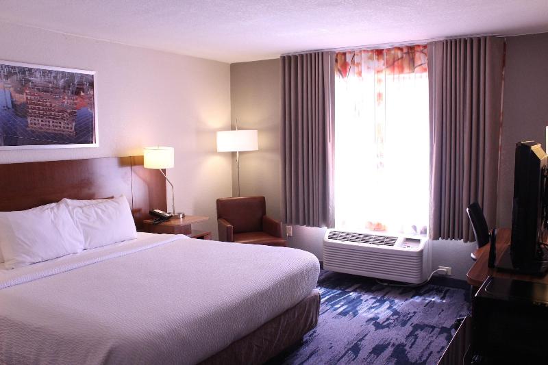 Fairfield Inn & Suites Fort Worth/Fossil Creek image