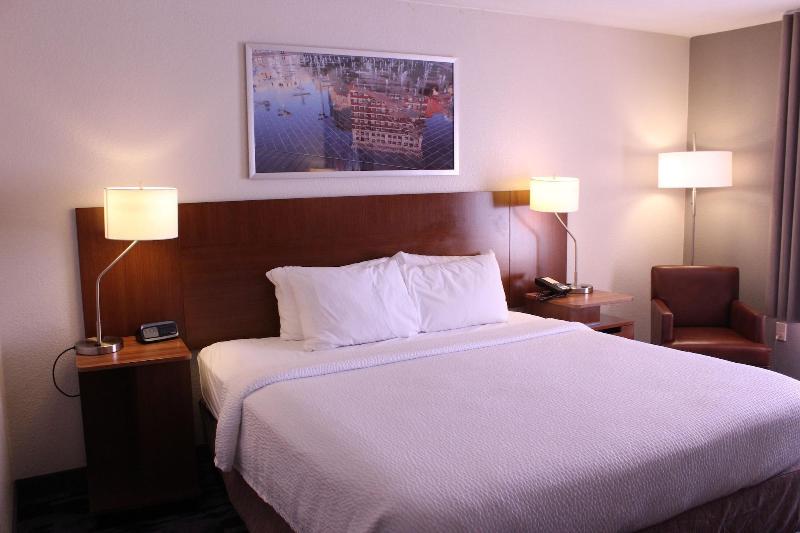 Fairfield Inn & Suites Fort Worth/Fossil Creek image