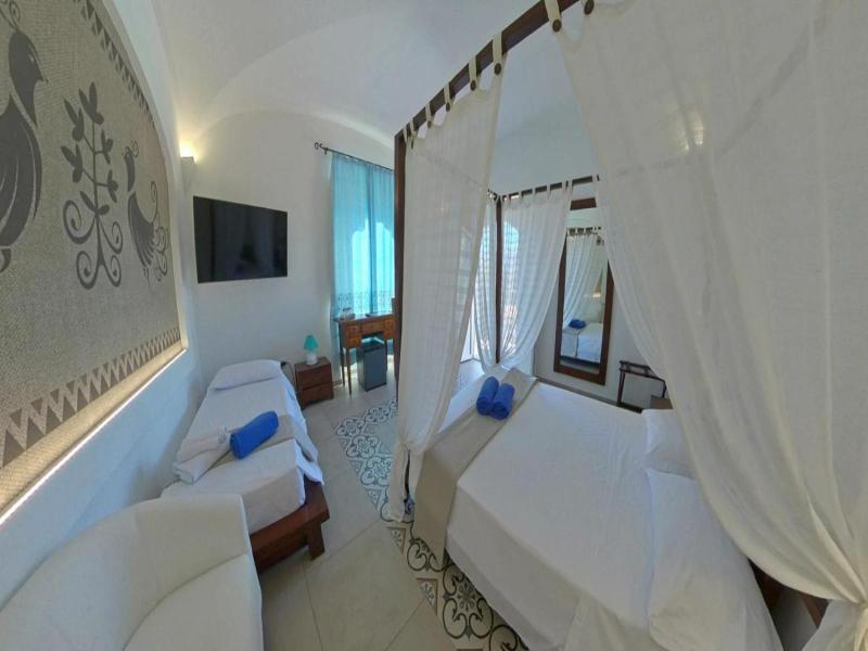 Hotel Cedrino image