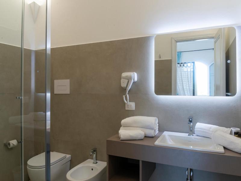 Hotel Cedrino image