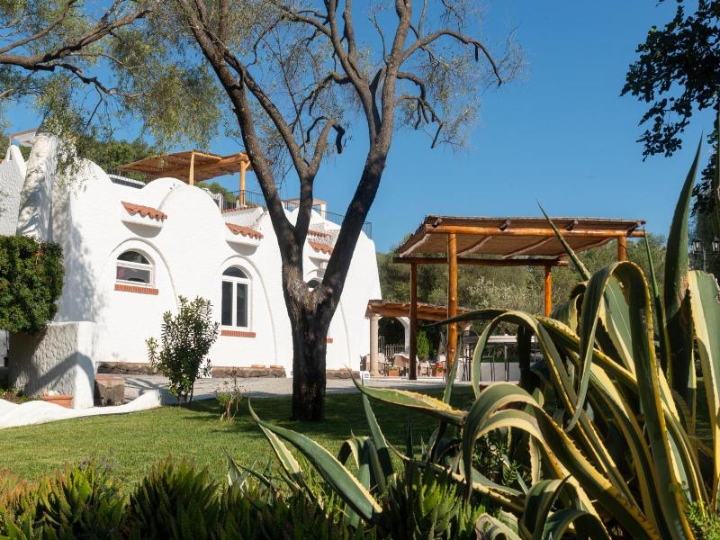 Hotel Cedrino image