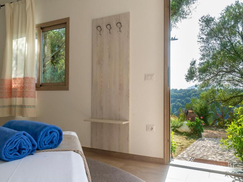 Hotel Cedrino image