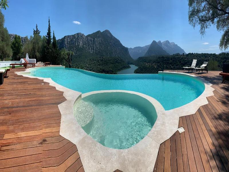 Hotel Cedrino image