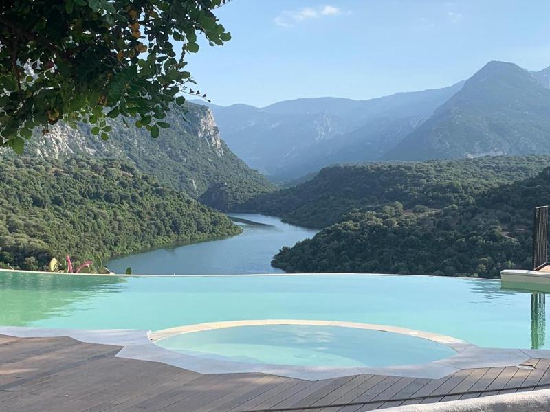 Hotel Cedrino image