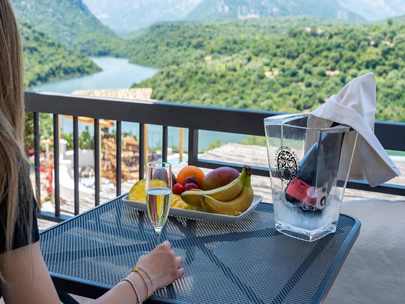 Hotel Cedrino image